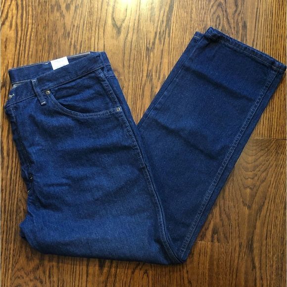 WRANGLER Men’s Relaxed Seat & Thigh Flex Fit Straight Leg Denim Jeans 40x29 NWT - Picture 2 of 9